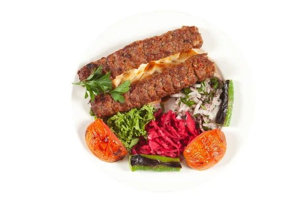 Traditioneller Türkischer Adana Kebab Und Salat — Stockfoto