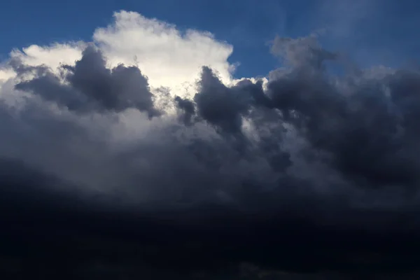 Nuvens Escuras Tempestade Céu — Fotografia de Stock
