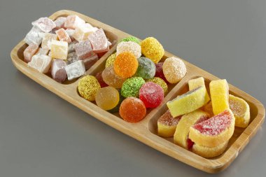 Geleneksel ve çeşitli Türk lezzetleri