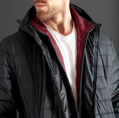 Lacivert ceketli. Erkek kıyafetleri..