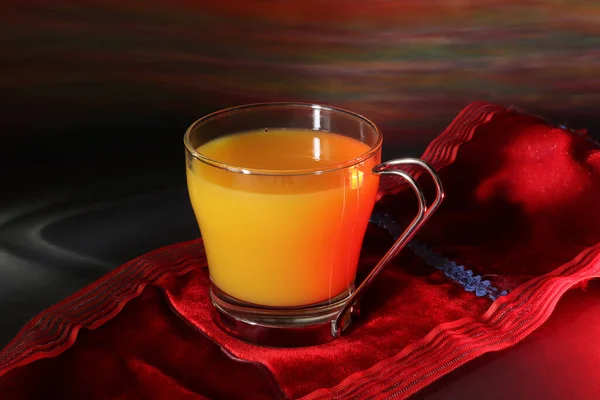 Świeży Sok Pomarańczowy Szklanym Kubku — Zdjęcie stockowe