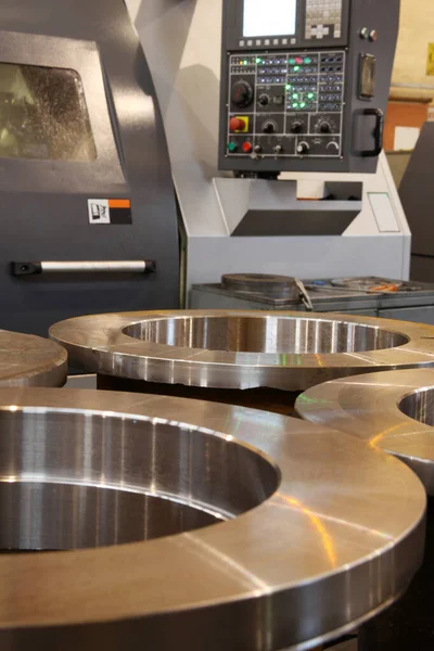 Cnc Machine New Stainless Steel Cylinder — Fotografia de Stock