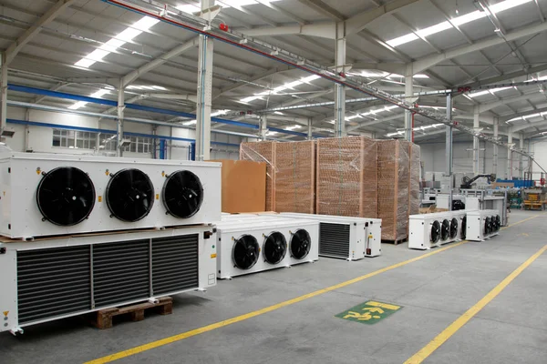 Productie Van Airconditioners Fabriek — Stockfoto