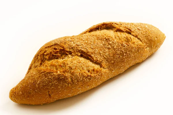 一条面包在白色背景上的特写 — 图库照片