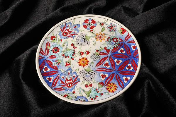 Handmade Authentic Gift Porcelain Plate — Stock Photo, Image