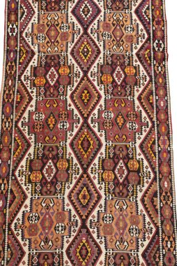 Yün örülmüş antika Türk halısı