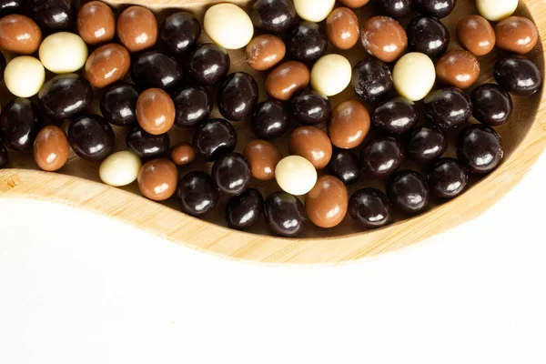 Chokladöverdragna Hasselnötter Chokladbollar — Stockfoto