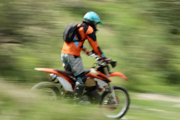 Immagine Sfocata Dei Motociclisti Durante Gara Motocross — Foto Stock