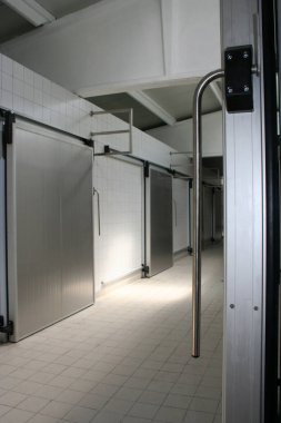 Yiyecek deposu için soğutma odası..