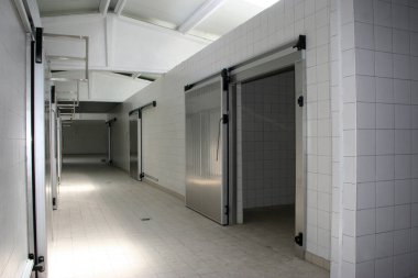 Yiyecek deposu için soğutma odası..