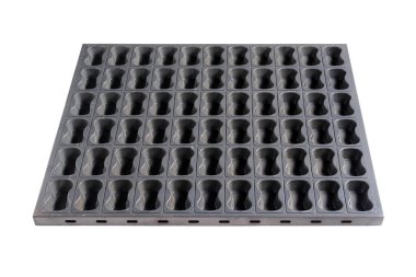 Beyaz arka planda kek kalıbı. Meslekler: Pastane.