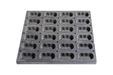 Beyaz arka planda kek kalıbı. Meslekler: Pastane.