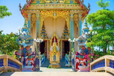 Wat Plai Laem 'deki Budist tapınağı Tayland' ın Koh Samui adasında.