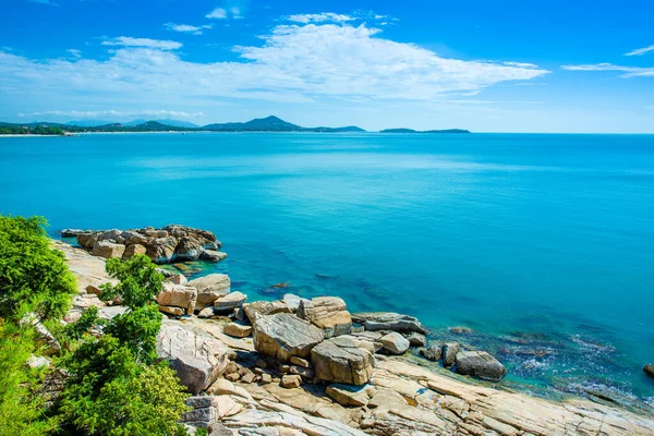Krásná Tropická Krajina Zeleném Skalnatém Pobřeží Ostrova Koh Samui Thajsko — Stock fotografie