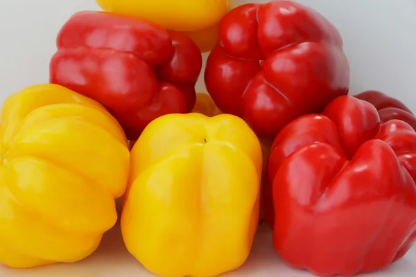 Red and yellow raw pepper — Stock Photo, Image