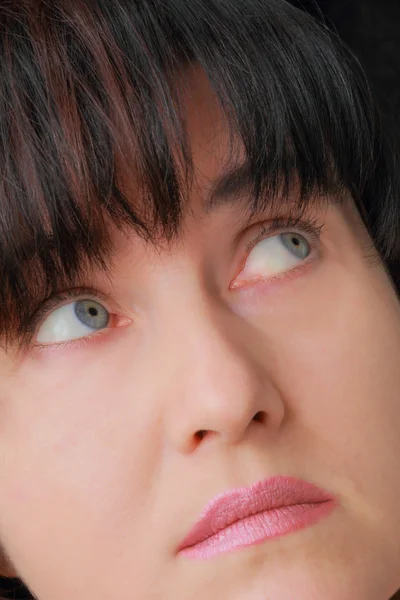 Kvinna med blå ögon — Stockfoto