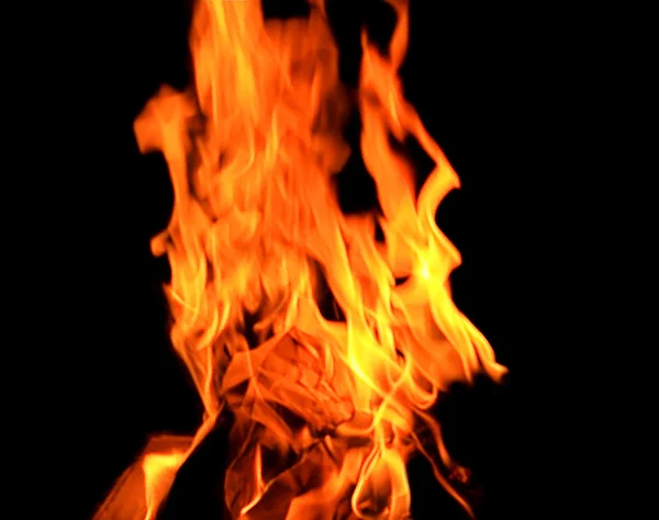 Obraz z czerwony płomień na czarnym tle — Zdjęcie stockowe