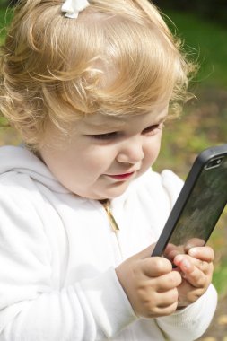 hücresel ile şirin bebek