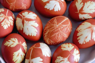 Paskalya renkli yumurtalar