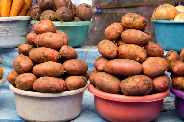 Two pails of potatoes — Stock Photo, Image