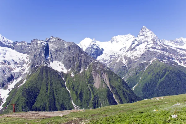 Montagnes du Caucase en Russie — Photo