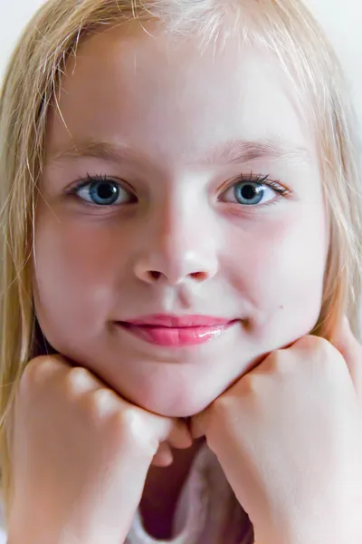 Menina bonito — Fotografia de Stock