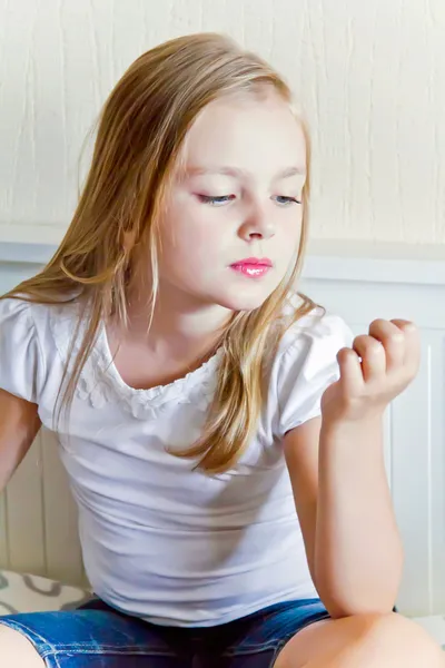 Menina bonito — Fotografia de Stock