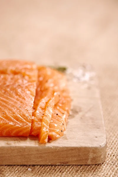 Geräucherter Lachs hausgemacht — Stockfoto