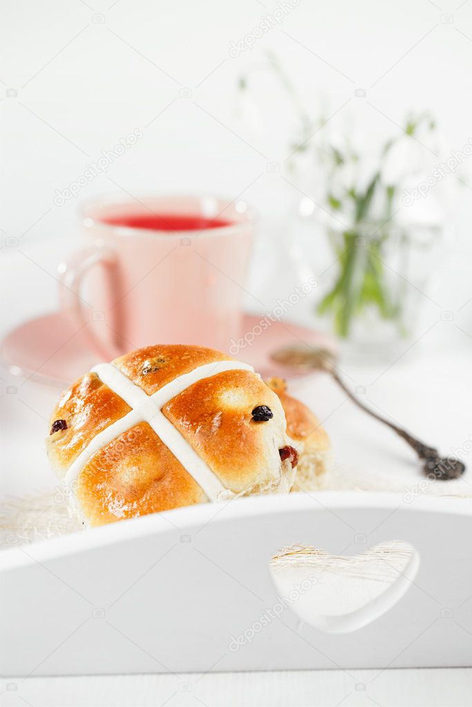 hot cross buns in wooden tray, shallow dof