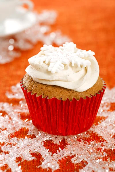 Cupcakes festifs, flocons de neige, paillettes — Photo
