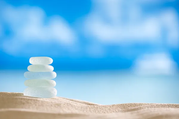 Sea glass seaglass with ocean, beach and seascape — Stock Photo, Image