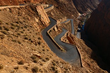 Yılan yolda dades gorge, Fas gibi yılan.