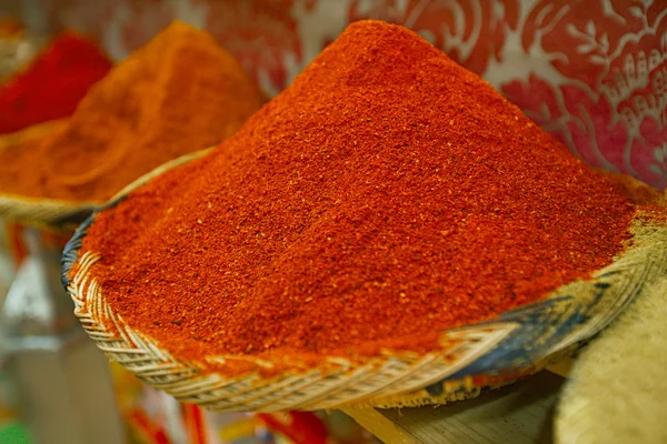 Spices pile (paprika, chillies) — Stock Photo, Image
