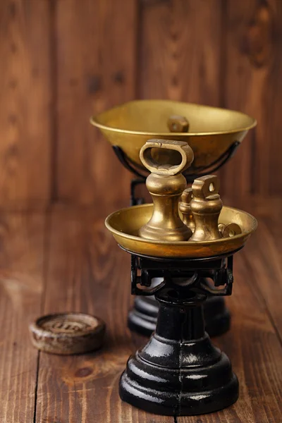 Vintage  kitchen  scale with weights — Stock Photo, Image