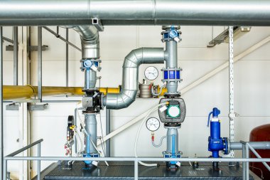 ekipmanları ve endüstriyel gaz kazan dairesi boru