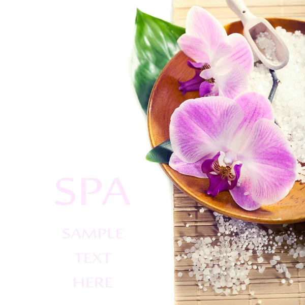 Wellness instelling met orchideebloemen, getinte foto — Stockfoto