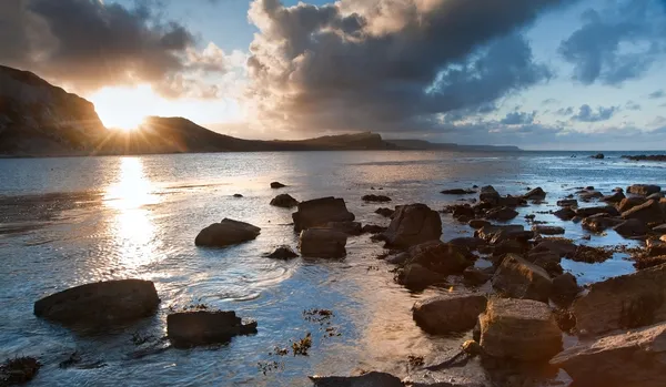 Sunrise ocean landscape Mupe Bay Jurassic Coast Inghilterra — Foto Stock