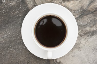 kahve fincanı ve tabağı kayrak rustik zemin üzerine