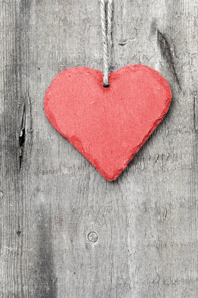 Valentine's Day love heart on rustic style background — Stock Photo, Image