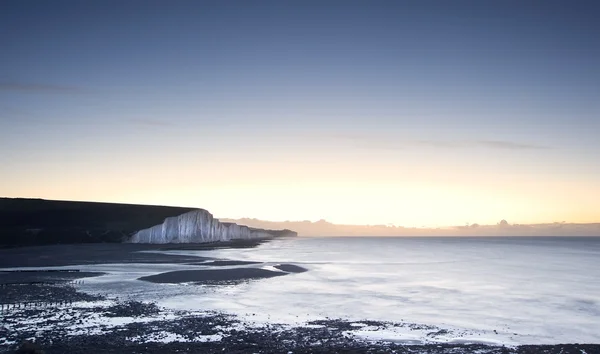 Seven Sisters chalk cliffs Winter sunrise — Stock Photo, Image