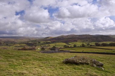 norber erratics wharfe dale yorks içinde doğru görünümden yatay
