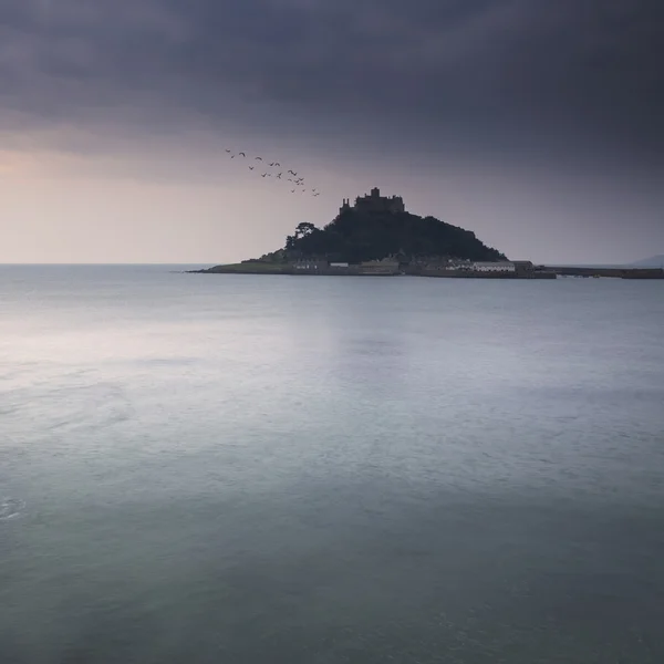 St Michael'ın Bay Marazion Mount gündoğumu uzun pozlama — Stok fotoğraf