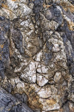 Makro ayrıntı katmanlı çok renkli kaya