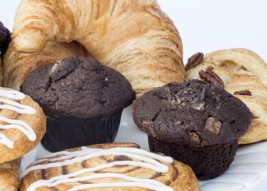Continental Kahvaltı Tablo ayarı hamur işleri ve pastalar
