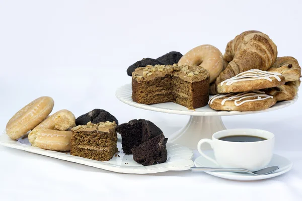 Continental breakfast buffet table setting with coffee and pastr — Stock Photo, Image