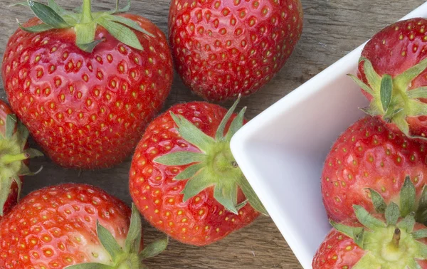 Macro shot of fresh Summer strawberries — Stock Photo, Image