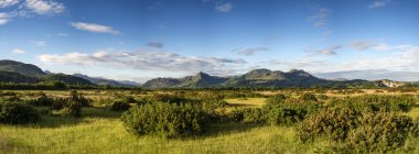porthmadog cob kar doğru gelen güzel yaz panoramik görünümü