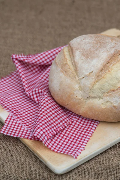 Pan francés recién horneado pain de campagne —  Fotos de Stock