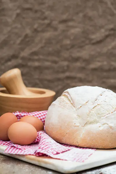 Pan francés recién horneado pain de campagne —  Fotos de Stock