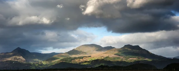Panorama paisagem Snowdonia National Park Wales Reino Unido — Fotografia de Stock